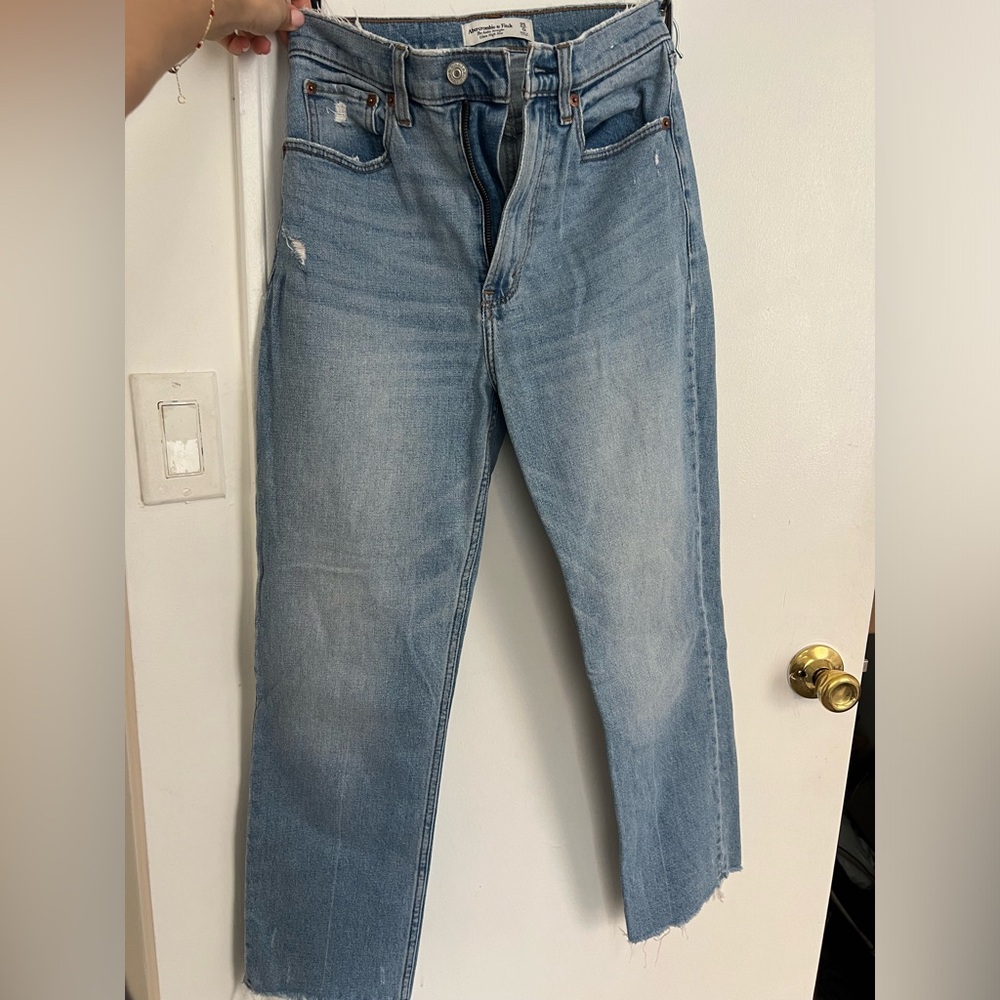 Abercrombie Curve Love Ankle Straight Jeans